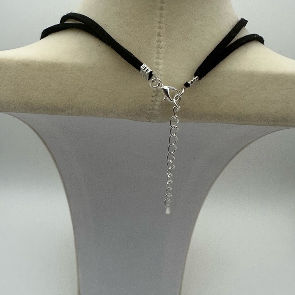 Handcrafted Bohemian Tiger Eye and Tourmaline Choker Necklace - Picture 4 of 6